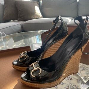 Gucci Black Patent Wedge Sandals with Gold Buckle